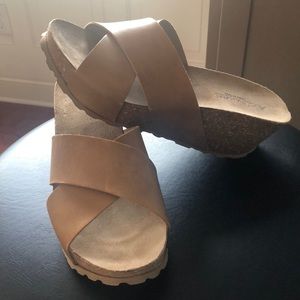 Wedge sandals